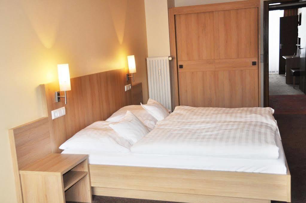Hotel Fortuna Stockach Extérieur photo