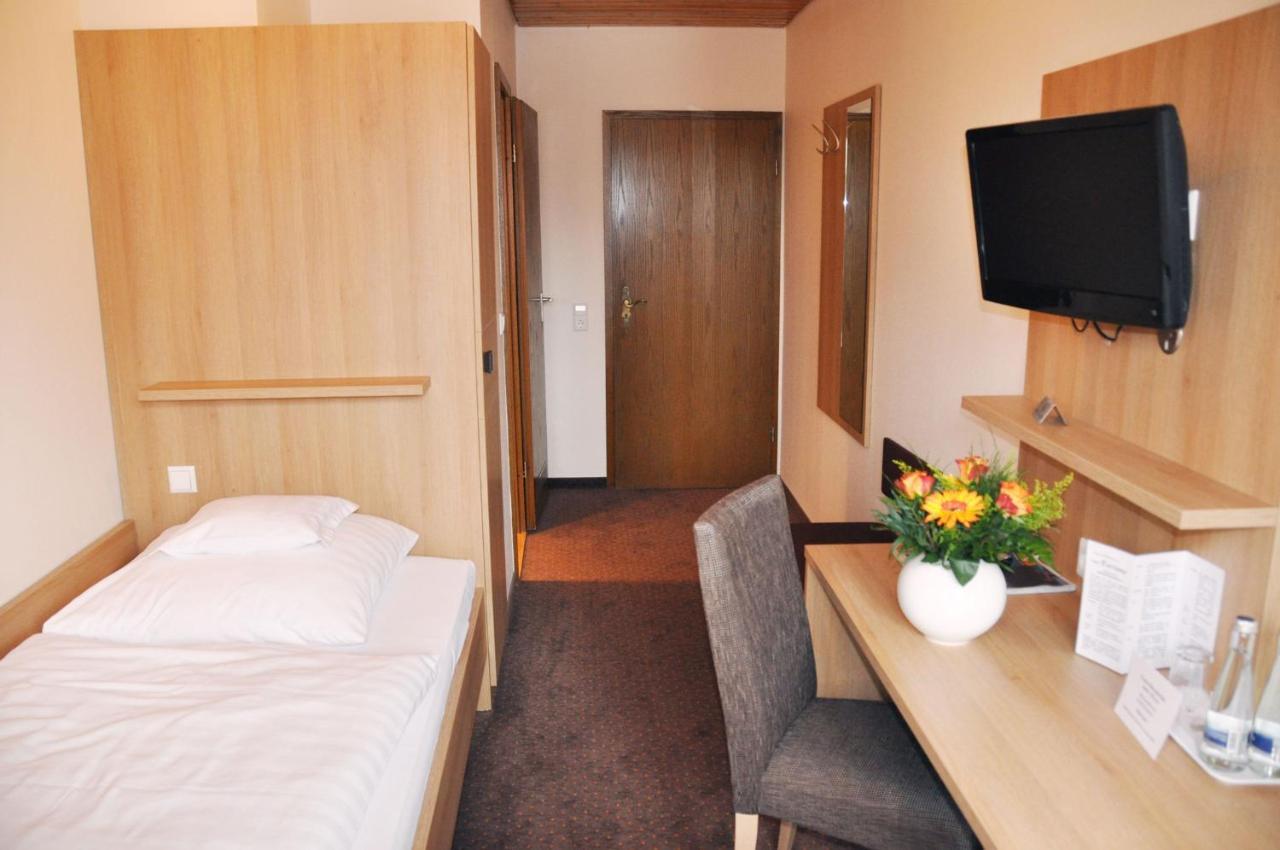 Hotel Fortuna Stockach Extérieur photo